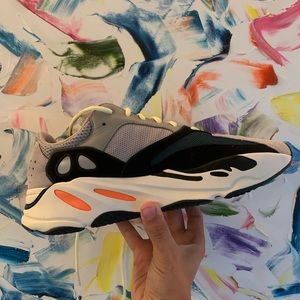 Yeezy boost 700 Wave Runner